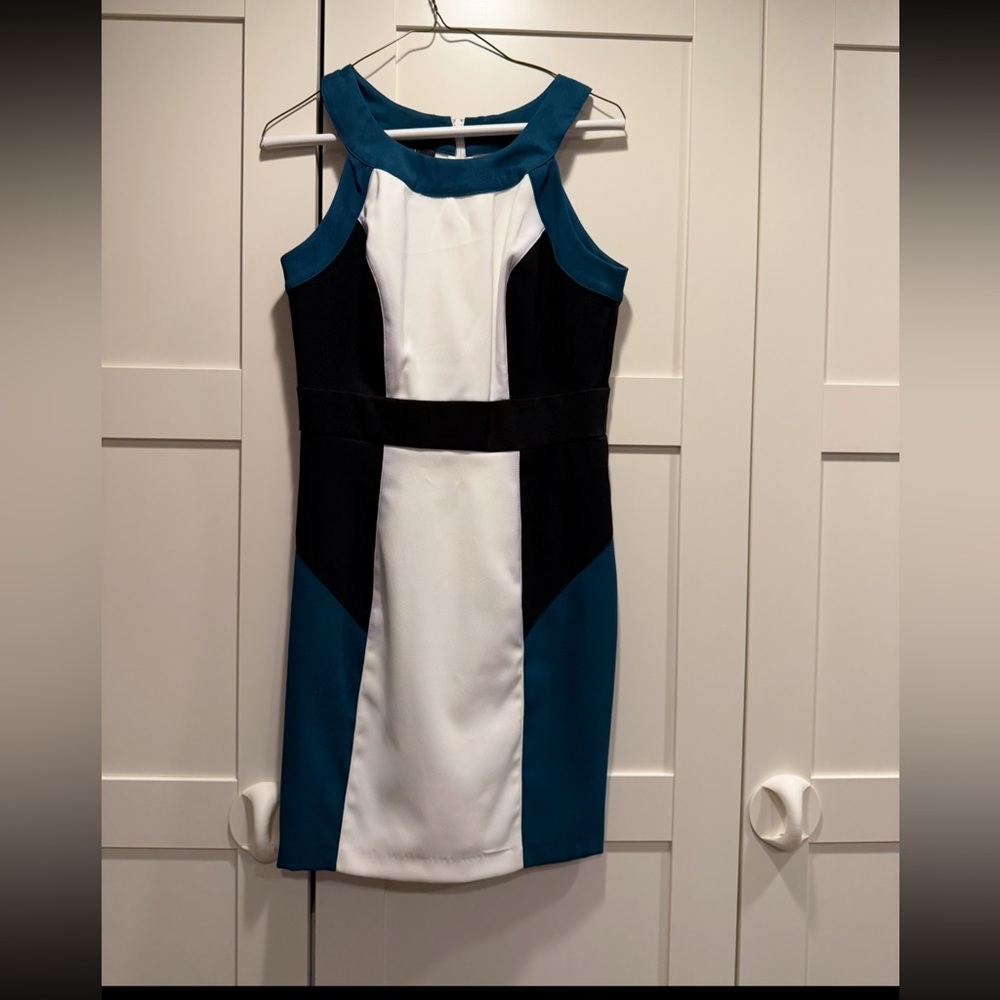 BCX Teal and White night-out short dress